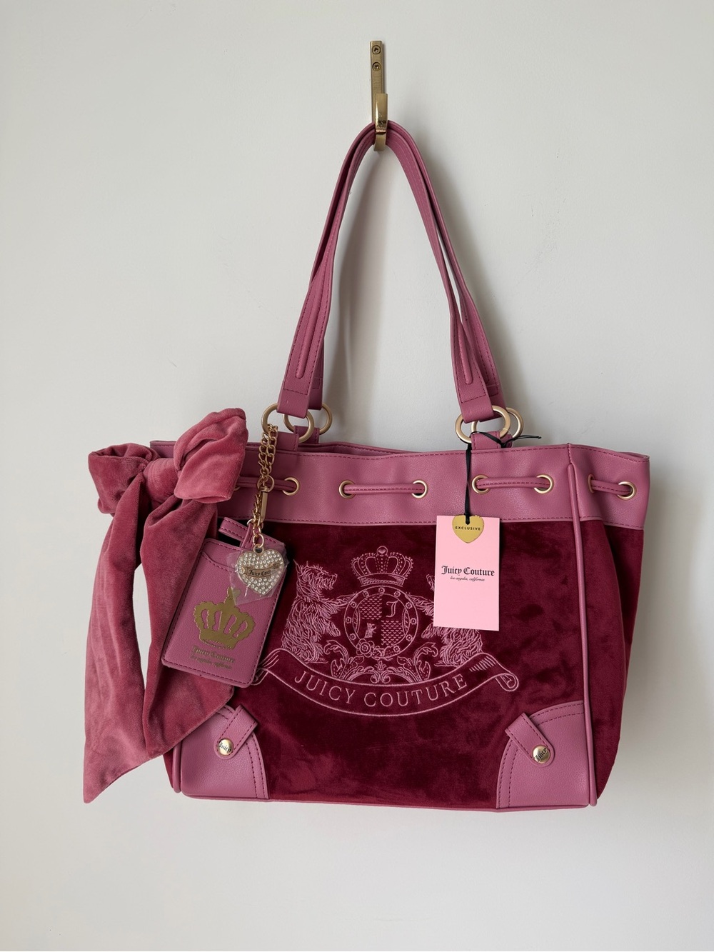 Juicy Couture Red Pink Velvet daydreamer Tote bag with Bow and Charms